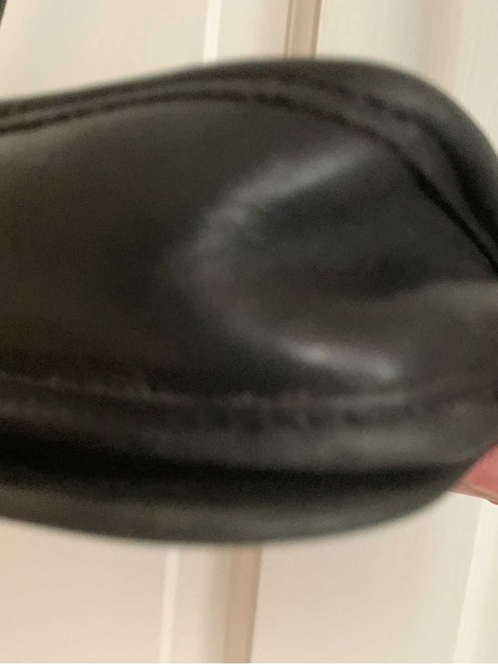 Vintage coach Black Leather Crossbody Bag with Turn-Lock Closure - Picture 10 of 16